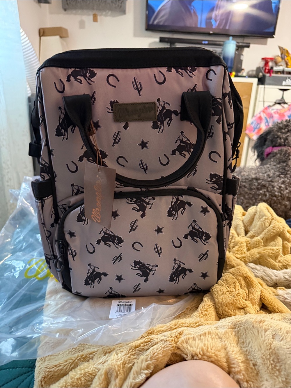 Wrangler Black and Light Gray Western Print Tote - Picture 3 of 4